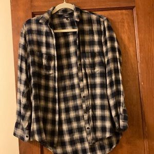 Blue and cream plaid flannel Madewell women’s shirt. Button-down. Size X small